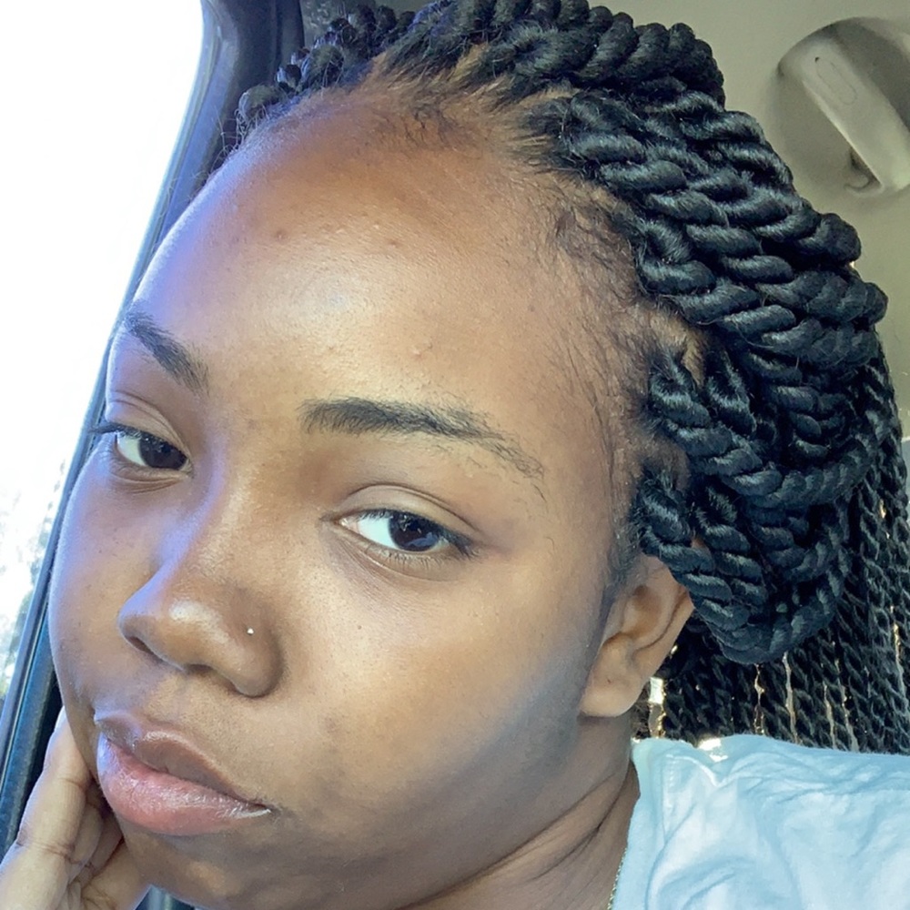 Meet your Posher, Jasmine